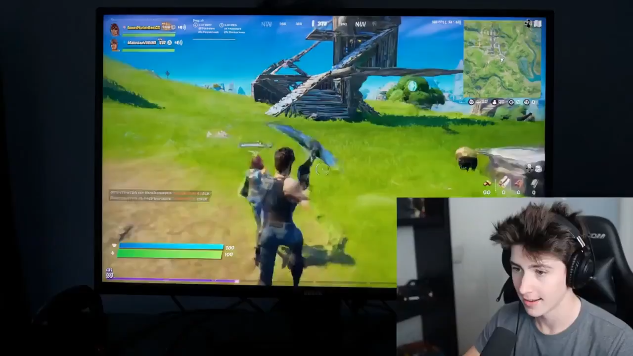 Fortnite game play